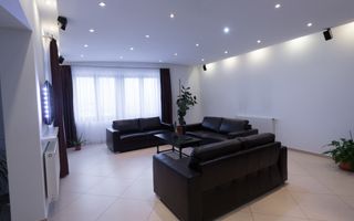 CASA DE LUX ÎN ZONA LIVEZENI - Poză 8