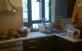 Apartament Deosebit situat in Imobil Reprezentativ - Piata Lahovari !! - Poză 4