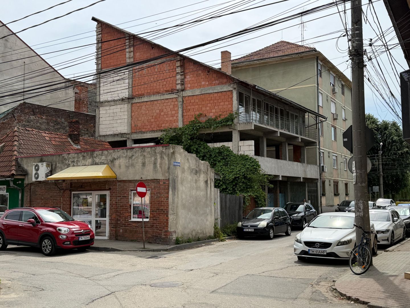 Proprietate cu potential de dezvoltare in Lugoj – Strada Avram Iancu - Poză 2