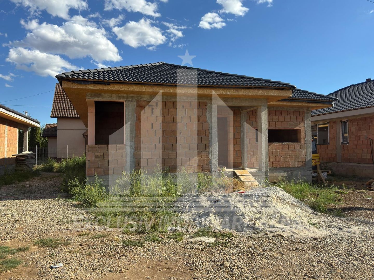 Casa individuala | 1 nivel | 105 mp | Toate utilitatile | Micesti - Poză 3