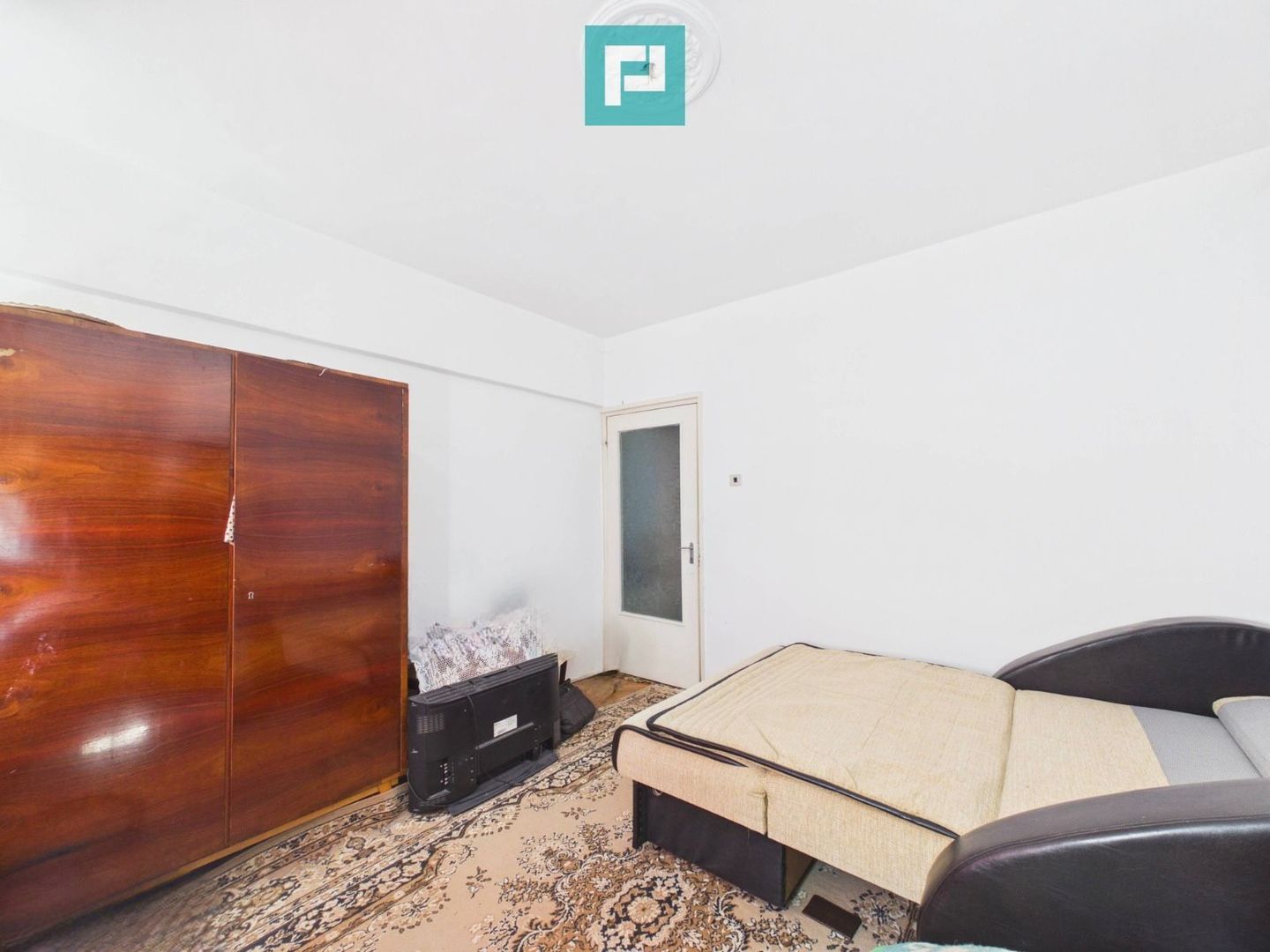 Apartament cu 2 camere semidecomandat - central - Poză 9