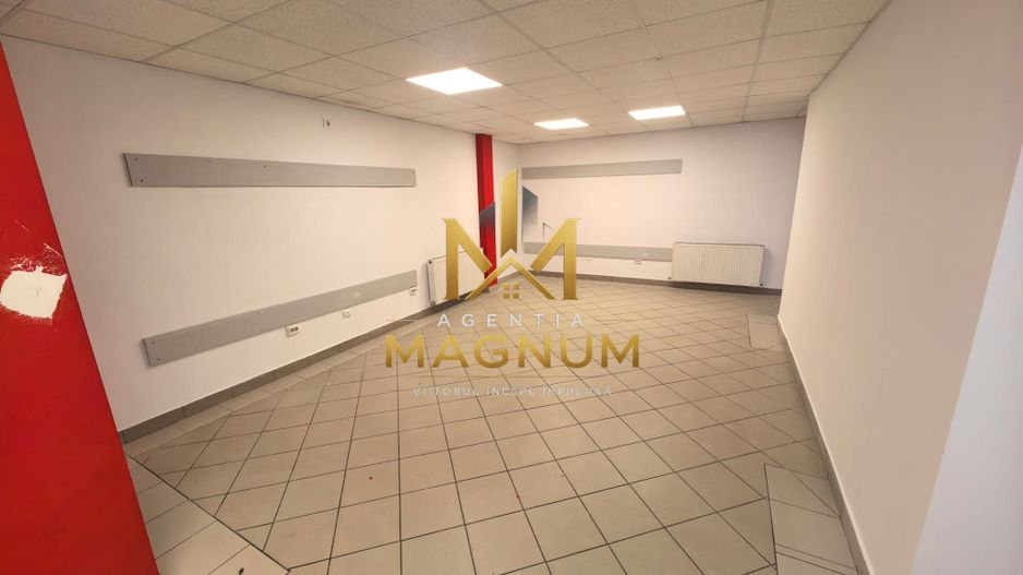 Spațiu comercial stradal | Vitrină mare | Zonă cu trafic intens - Poză 2