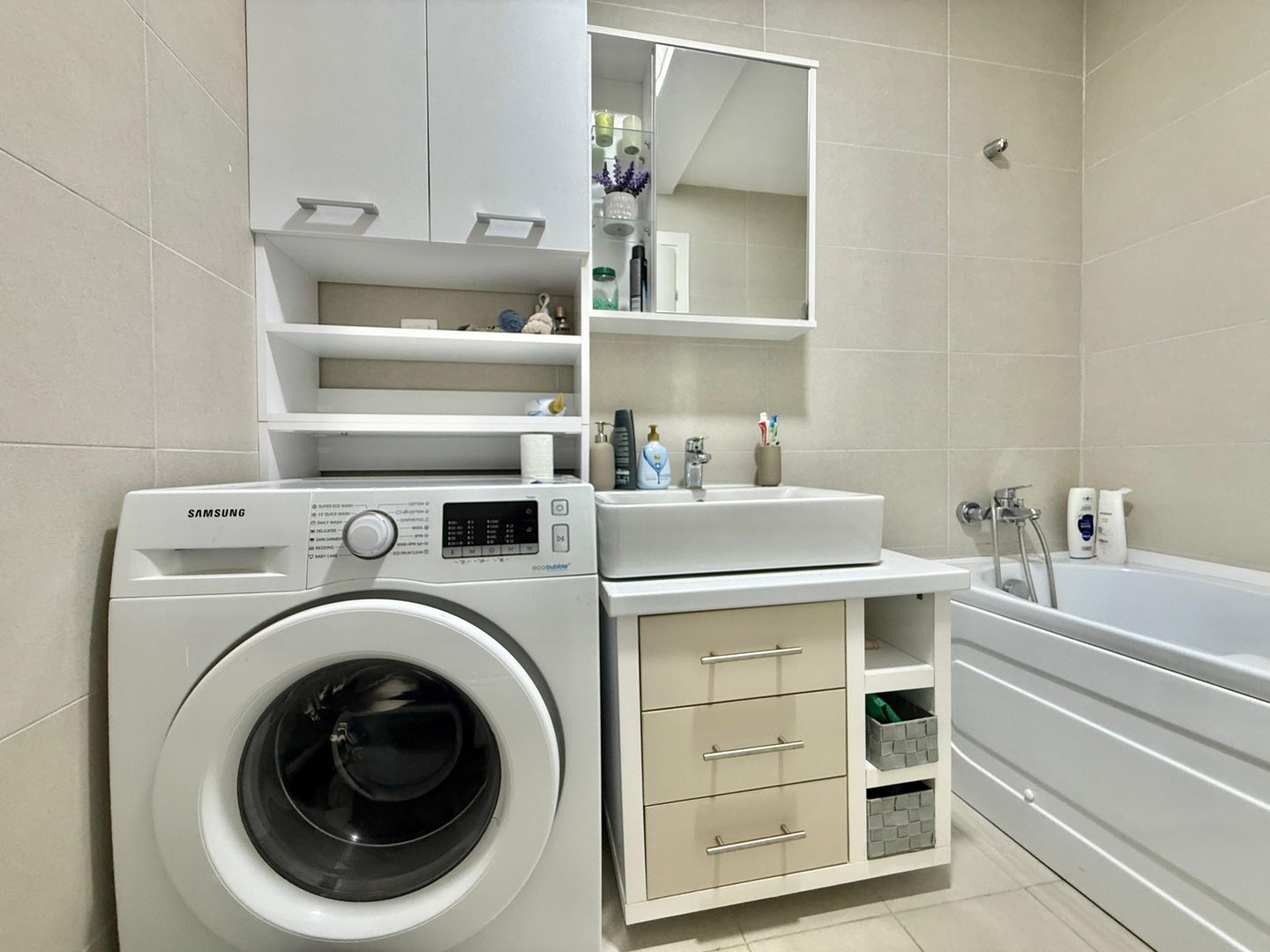 COSMOPOLIS - Apartament cu 2 camere tip studio, mobilat si utilat. - Poză 13