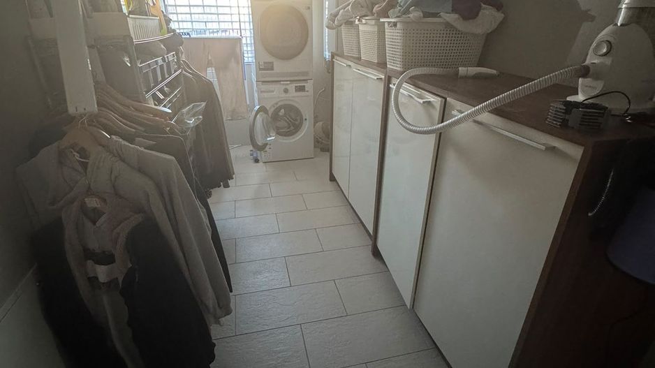 Vila individuala exclusivista pe colt, Mobilat si Utilat complet. Teren 1753mp - Poză 12