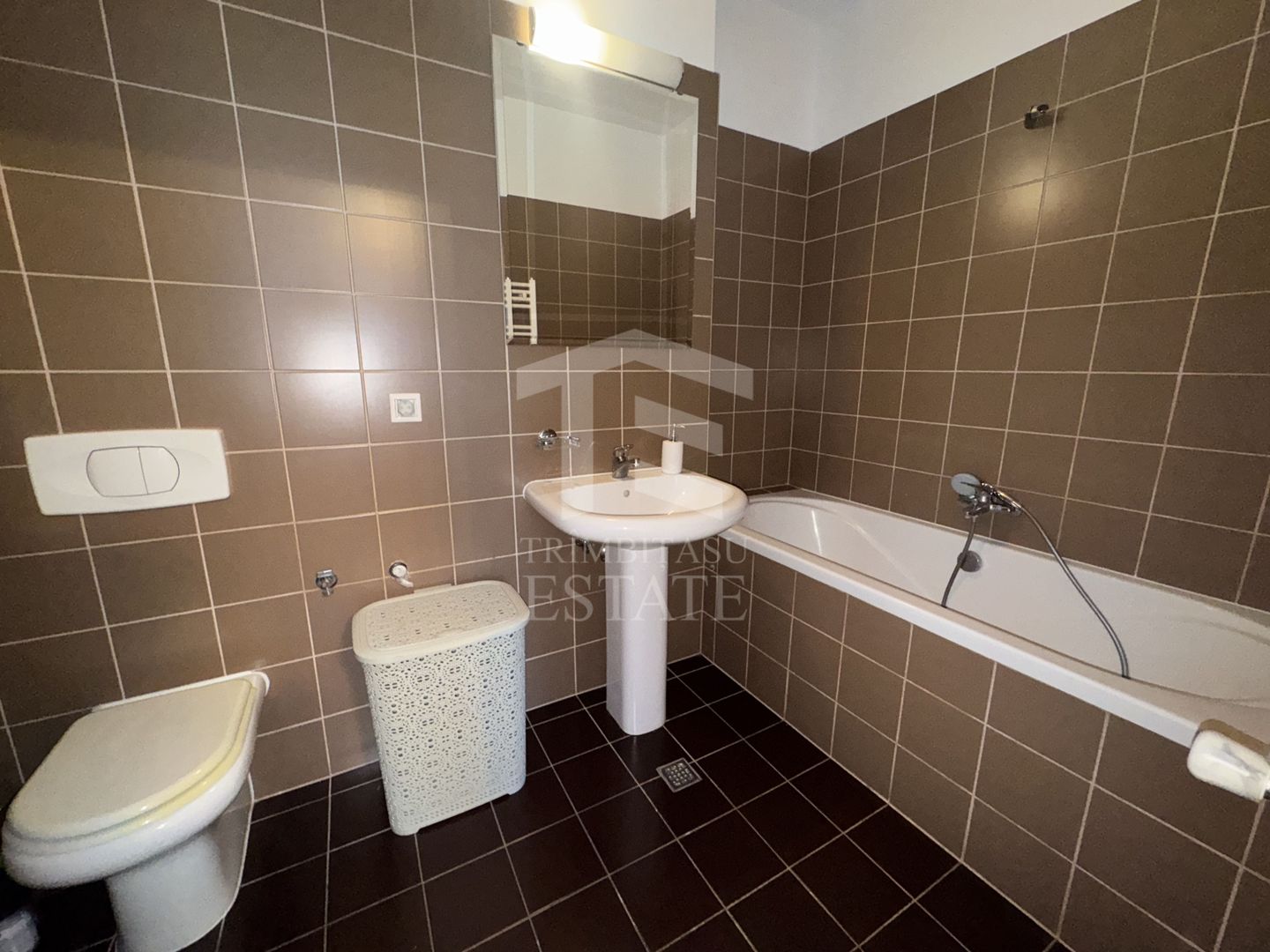 3 Camere Asmitha Gardens 100 mp Metrou 7 m PET FRIENDLY Etaj 2 - Poză 9