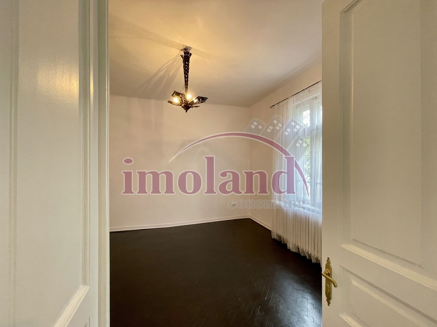 Închiriere casă 3 camere + dependințe – zonă Dorobanți Capitale / lângă Guvern - Poză 4