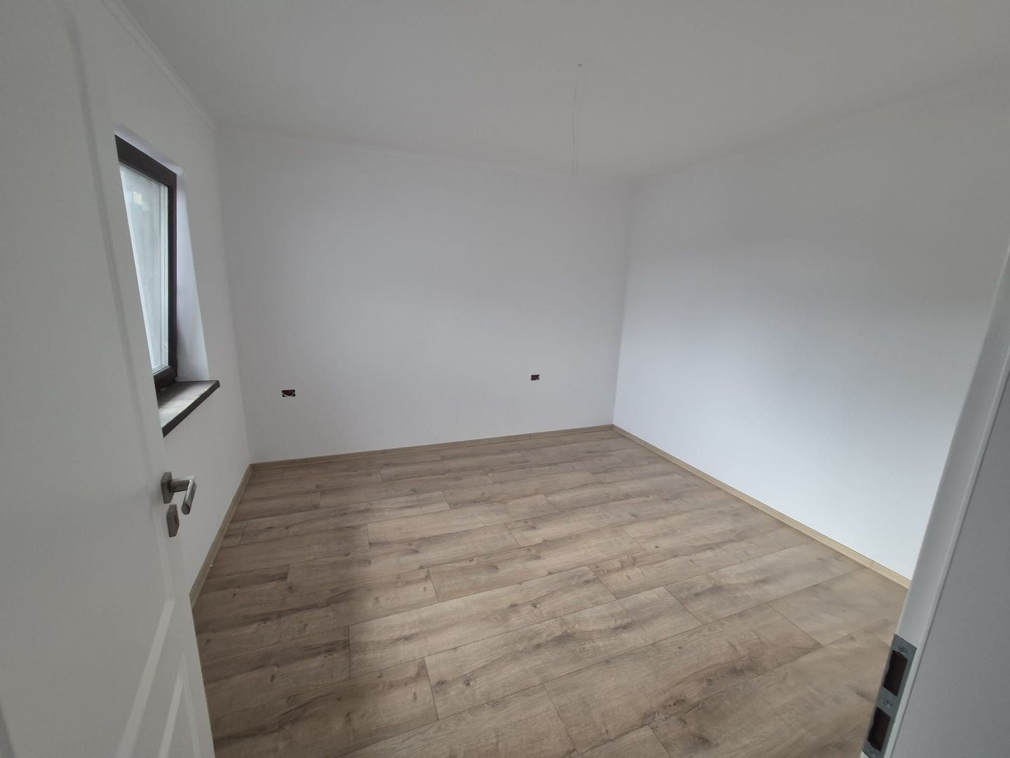 Casa noua individuala, P+E, Cetate, 120 mp, 3 bai - Poză 12