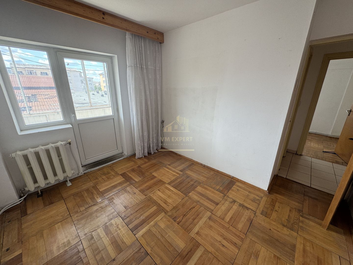 APARTAMENT CAMPULUNG 4 CAMERE, ETAJ 2, GRUI - Poză 10