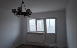 4 Camere Central - Liceul Mihai Viteazul - Poză 8