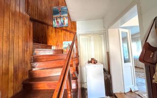 Apartament tip casa de vanzare  P+2  cu garaj -  Sasar - Poză 9