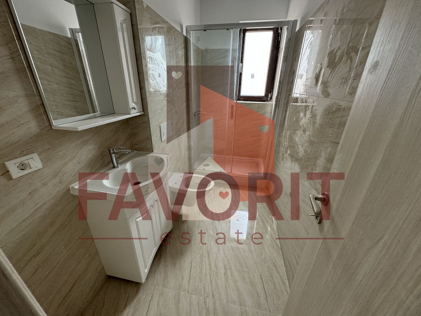 Bloc nou. Cu Lift. Poziție excelentă - Poză 5