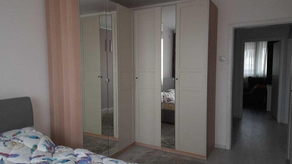 De inchiriat. Apartament 3 camere Pacul Circului cu vedere la parc - Poză 2