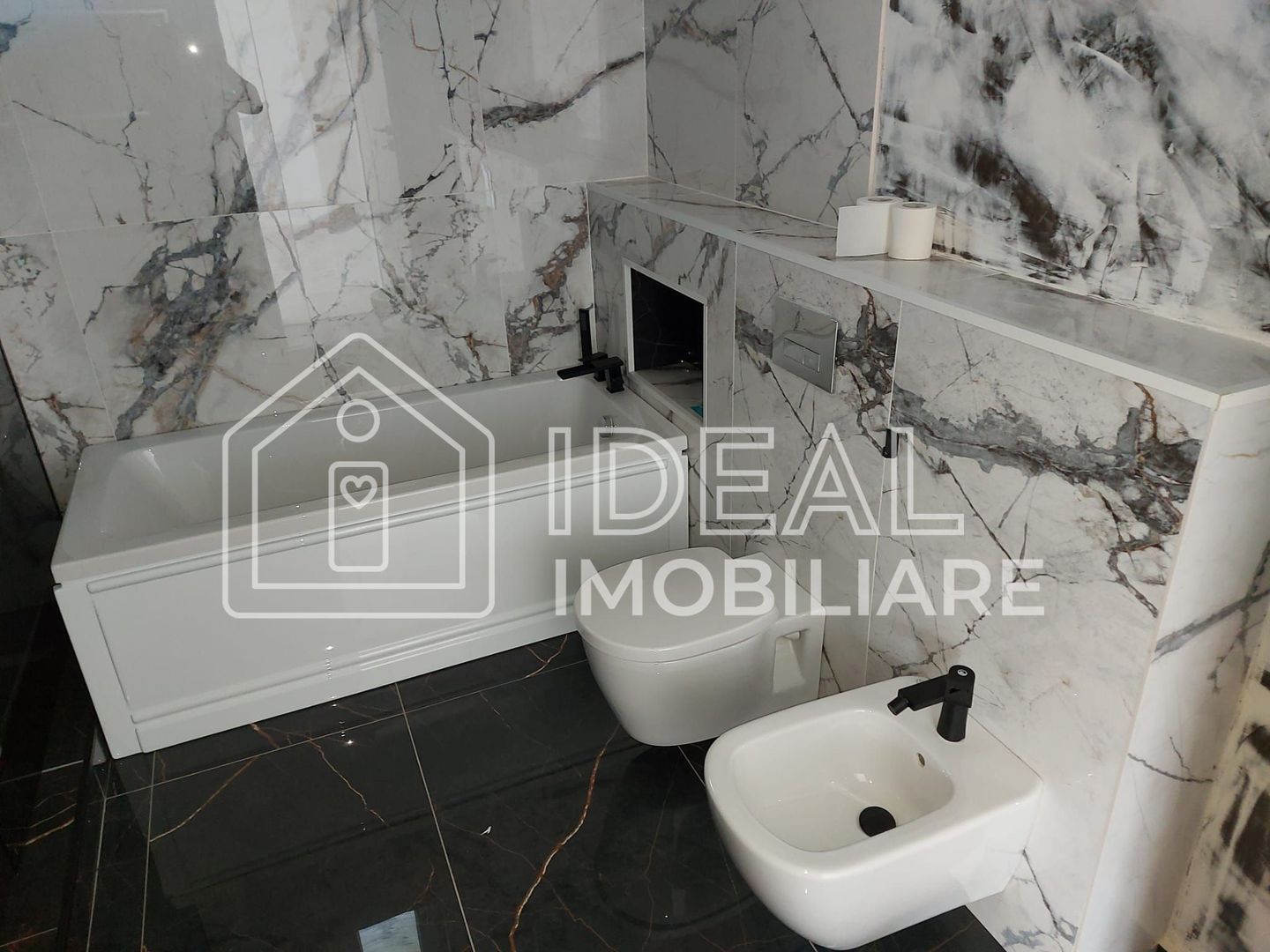 Casa Individuala LA CHEIE cu 250 mp utili, zona Strand - Poză 21