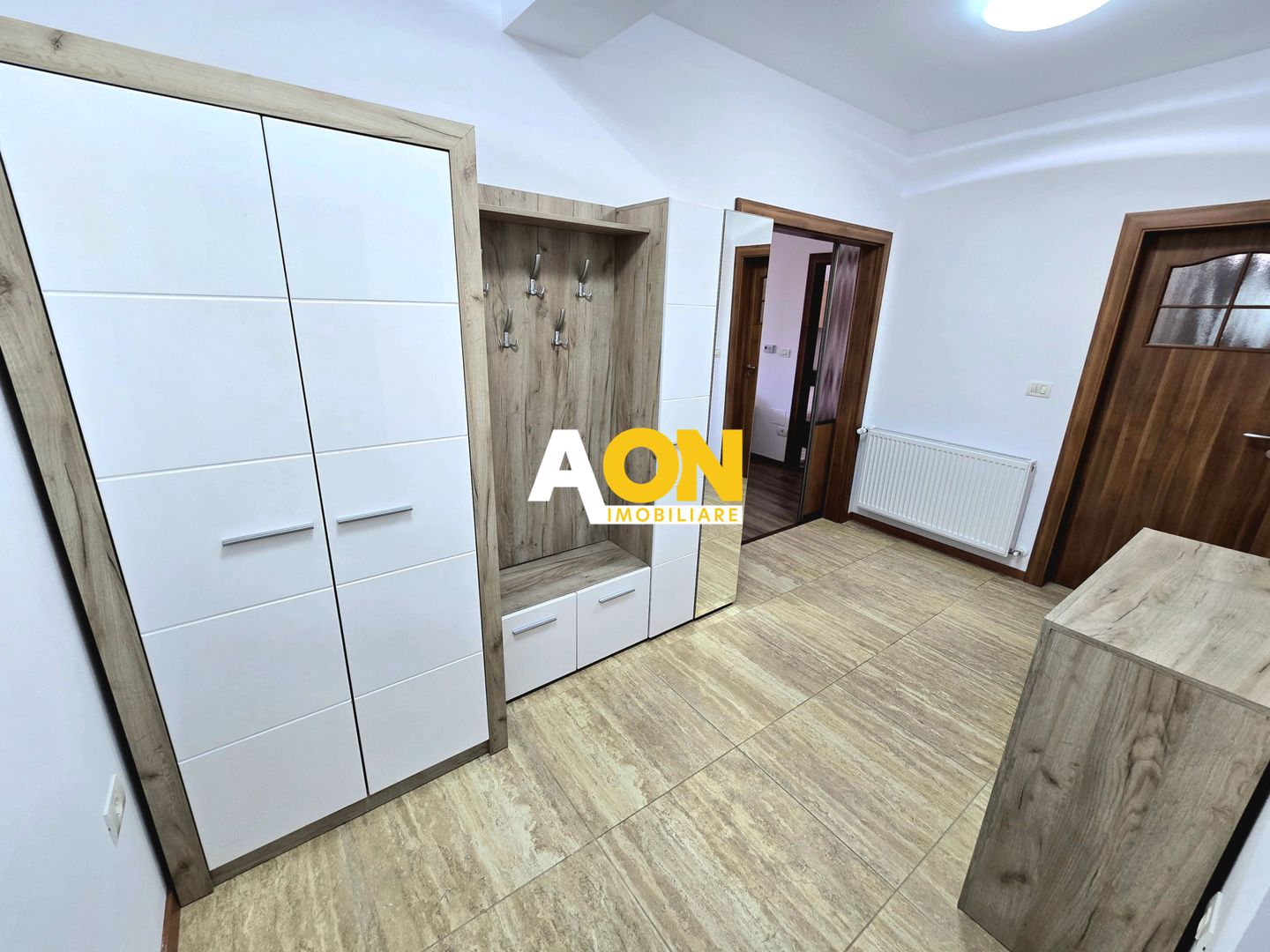 Apartament cu 3 Camere, Complet Mobilat, Bloc Nou, Zona Centru - Poză 15