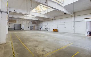 Hală suprafața de 424mp în Arad - Poză 2