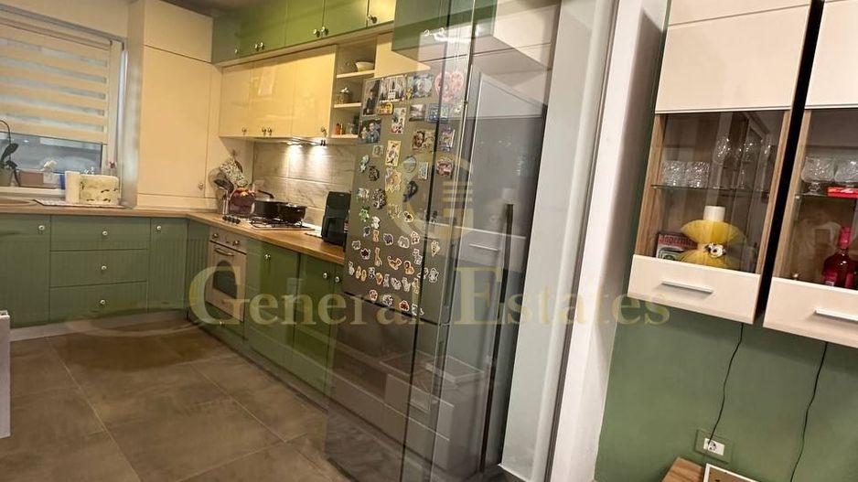 Apartament spre vinzare, 3 camere, modern, complet utilat, mobilat! - Poză 12