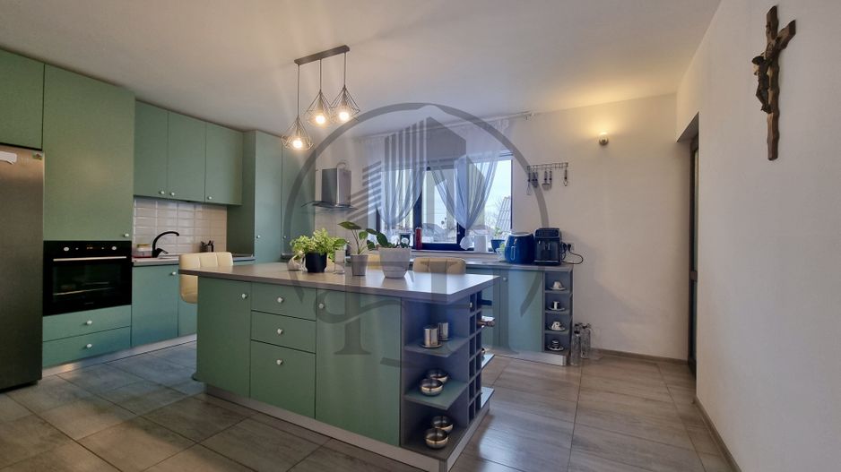 SOLD/ VANDUT- Casa / Vila de vanzare Valu lui Traian - Poză 8