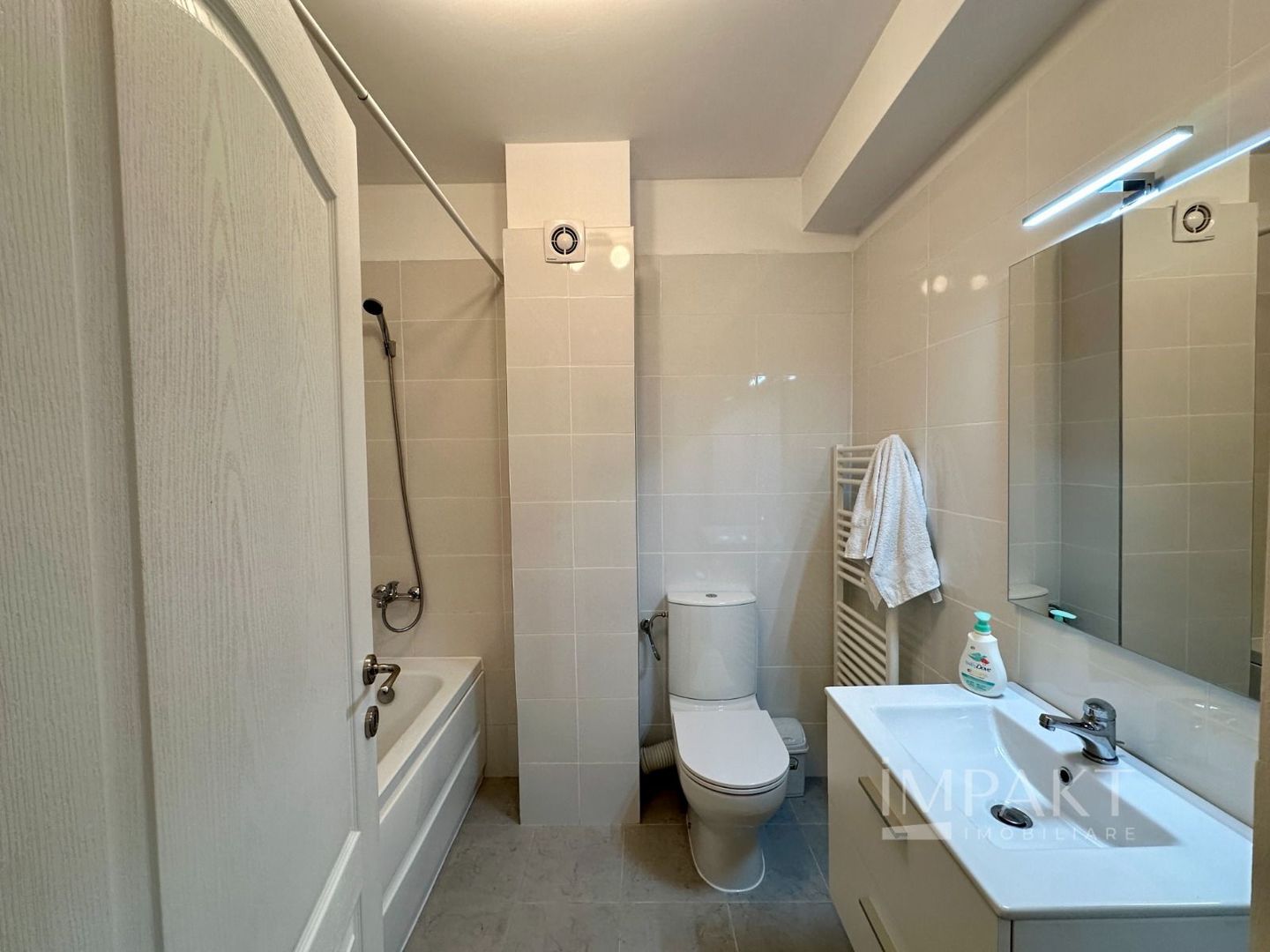 Apartament superb  de inchiriat cu 2 camere in Buna Ziua! - Poză 9