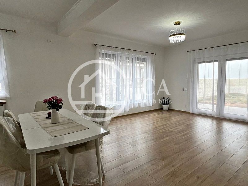 Casă de vânzare cu 4 camere în Santandrei, Bihor - Poză 3