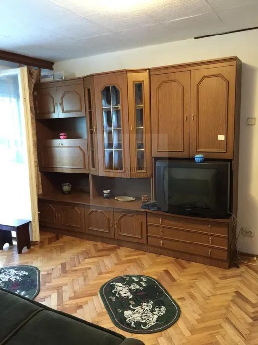 Etaj 1/10 | Balcon închis | Bloc anvelopat | Frigocom - V Ialomitei - Poză 3