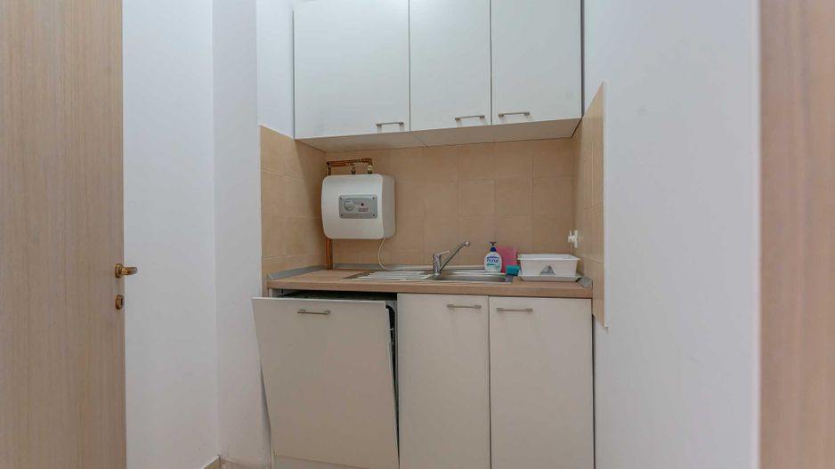 Birouri în zona Patria, Brașov - 2 locuri de parcare subterane - Poză 3