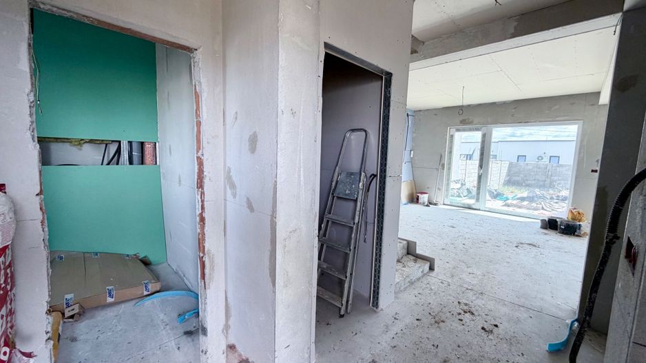 DUPLEX LA INTRARE IN MOSNITA NOUA - Poză 9