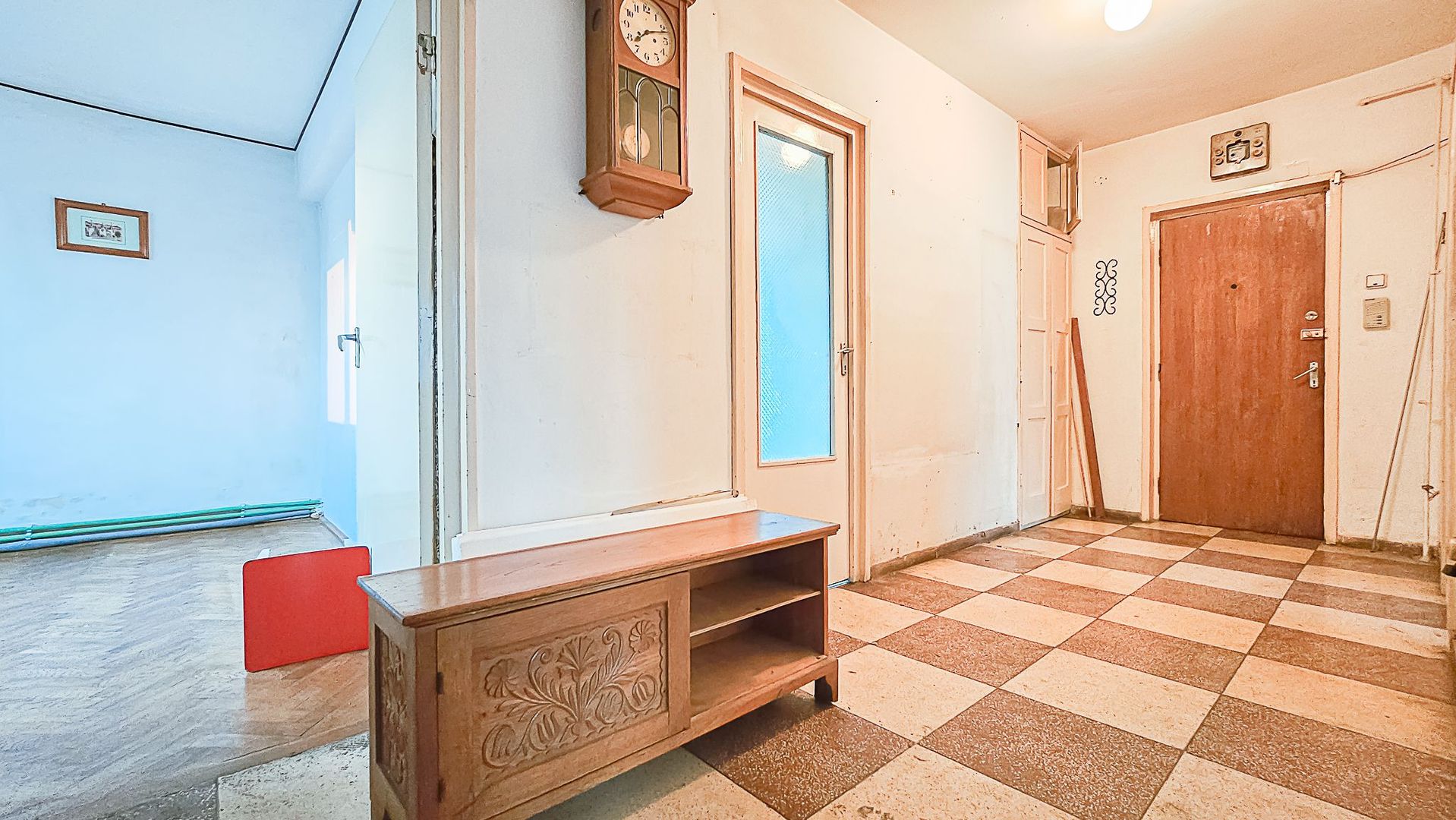 Centru Civic,  apartament spatios, cu pivniță,  garaj si priveliste frumoasă - Poză 9
