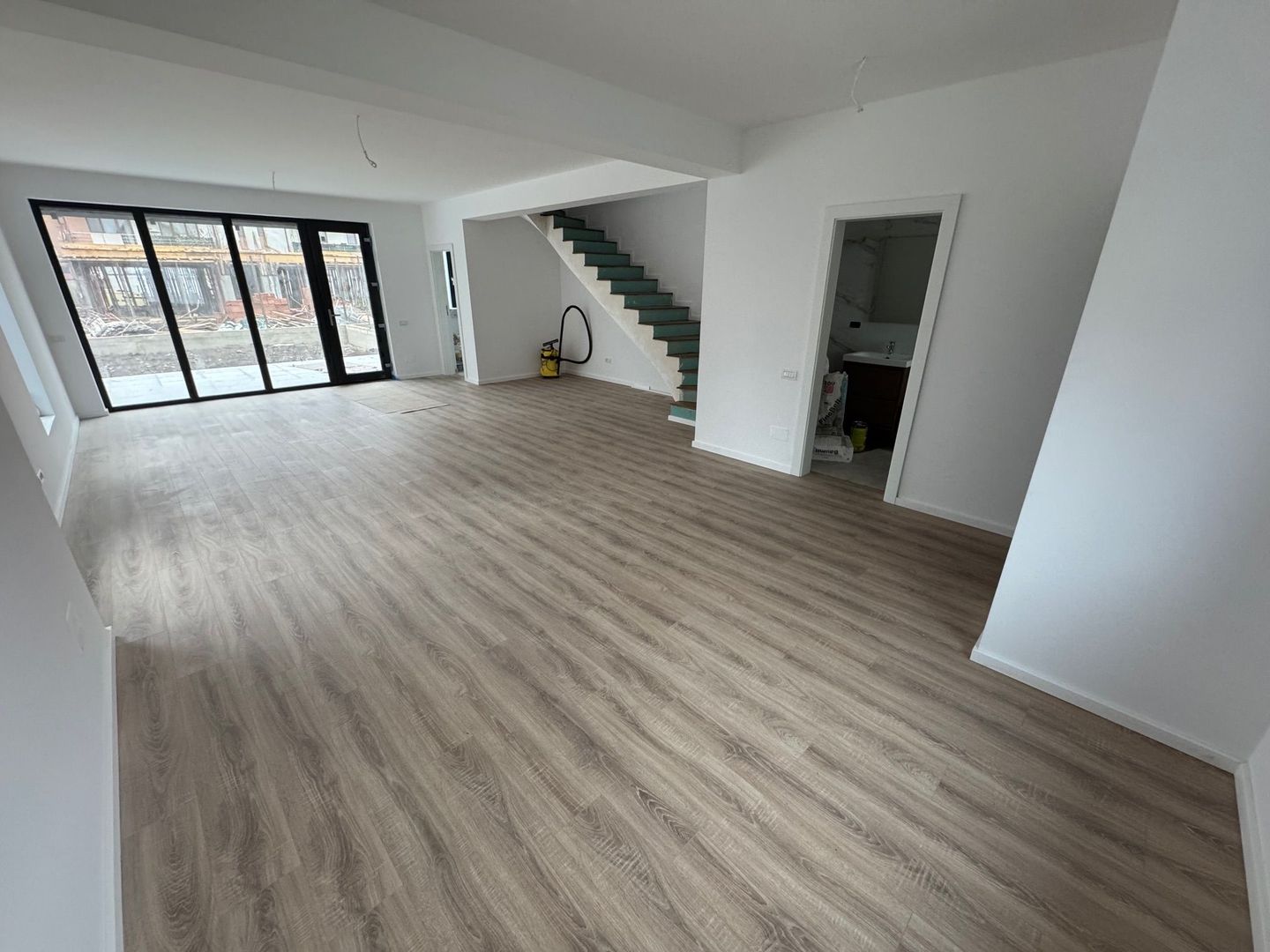 Vile Otopeni 23 august 5 camere, TOATE utilitatile - Poză 6