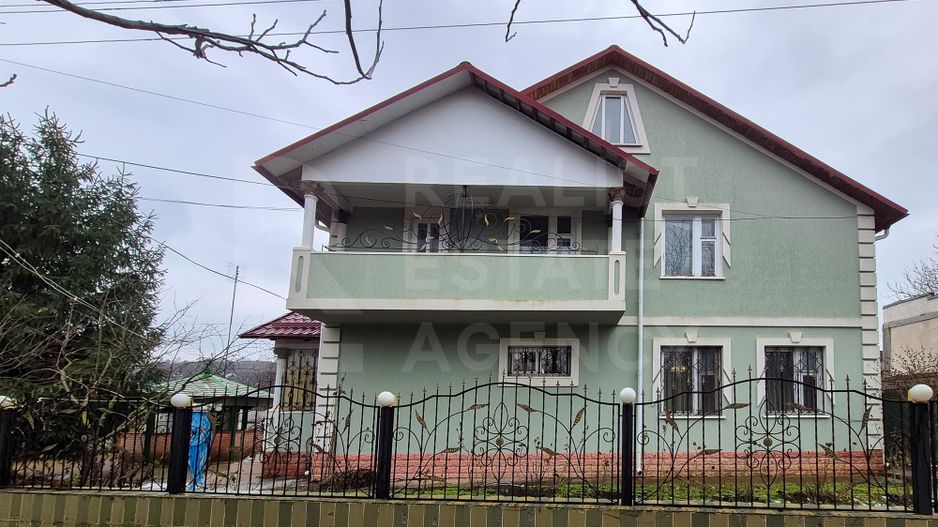 Vânzare, casă în 2 nivele, 3  camere,sat Coșernița, Criuleni - Poză 1