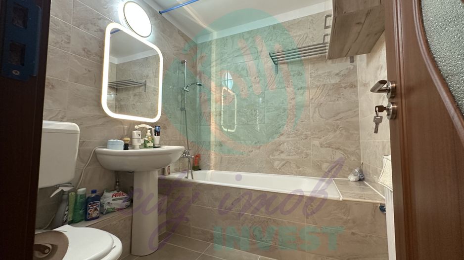 3 camere lanaga METROU si Parc - Poză 4