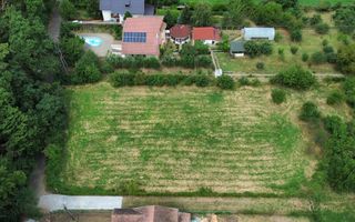 Vanzare teren 1000 mp, liniste si aer curat - Poză 1