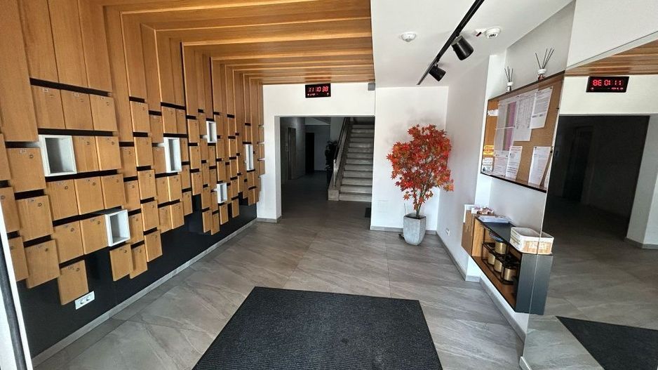 Închiriez apartament 2 camere - Poză 2