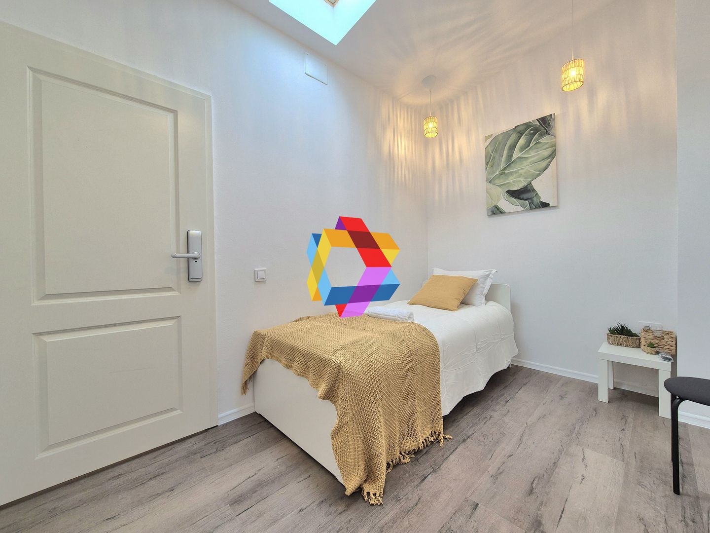 Casa de închiriat pentru regim hotelier sau Birouri -225 mp - Poză 25