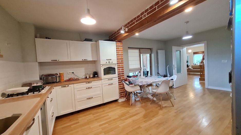 Casa solida în zona Bogdanestilor - Poză 16