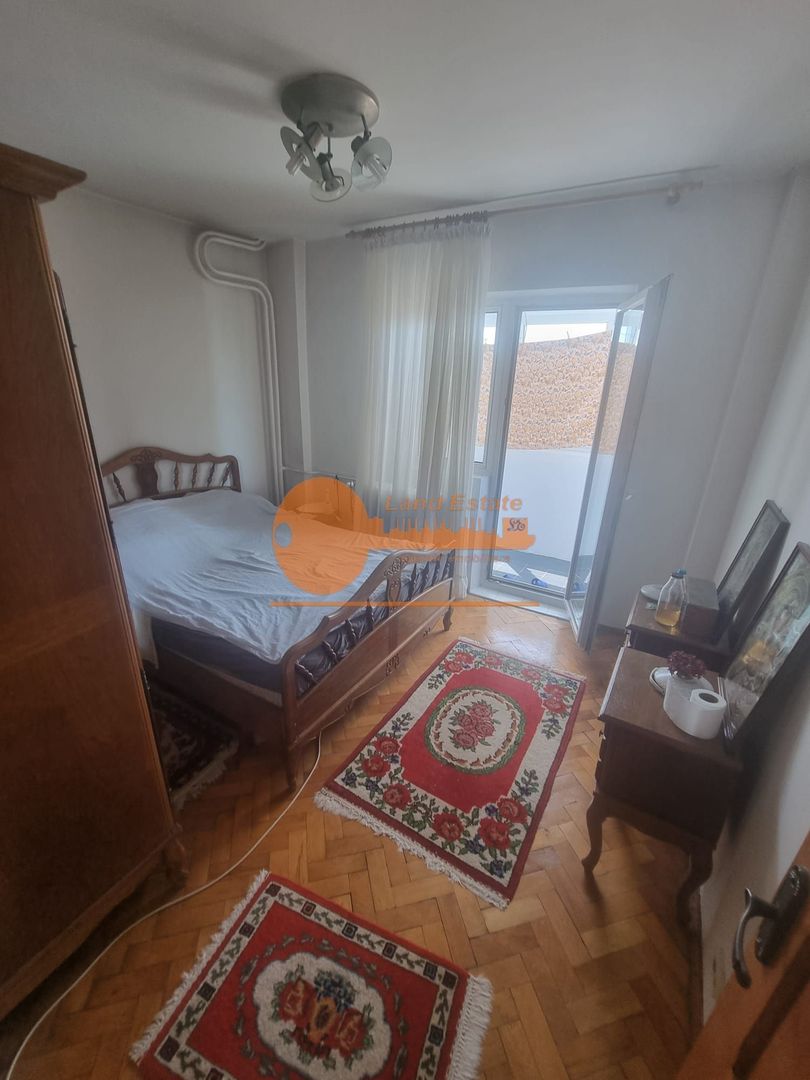 Apartament cu 4 camere in Politehnica - Poză 5