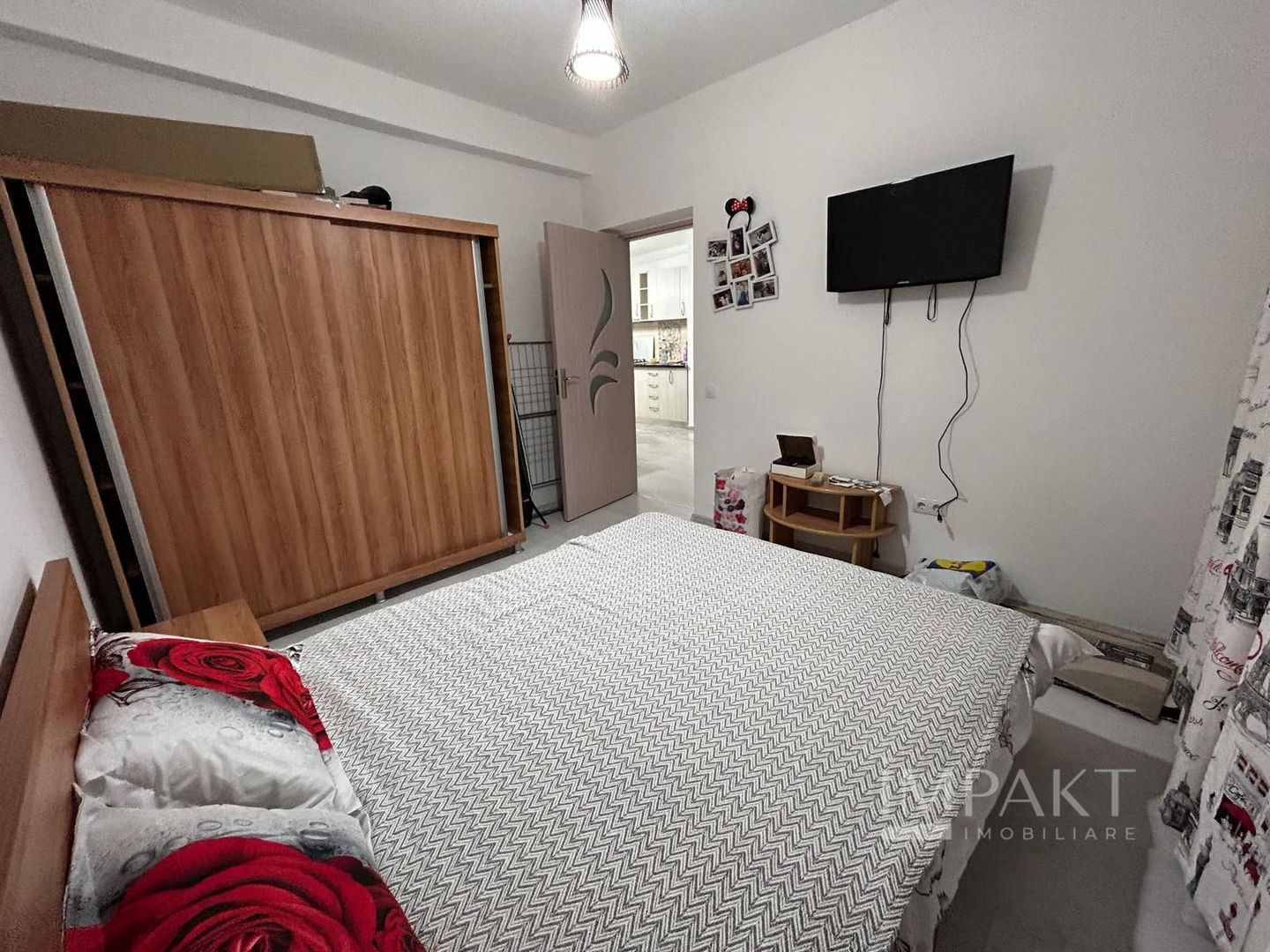 Apartament de inchiriat cu 3 camere, parcare, zona Terra! - Poză 5