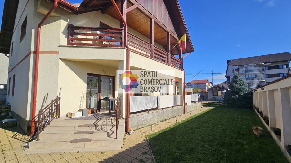 Casă individuala 5 camere de vânzare - zona Tractorul, Coresi - 270 mp - # plus - Poză 2