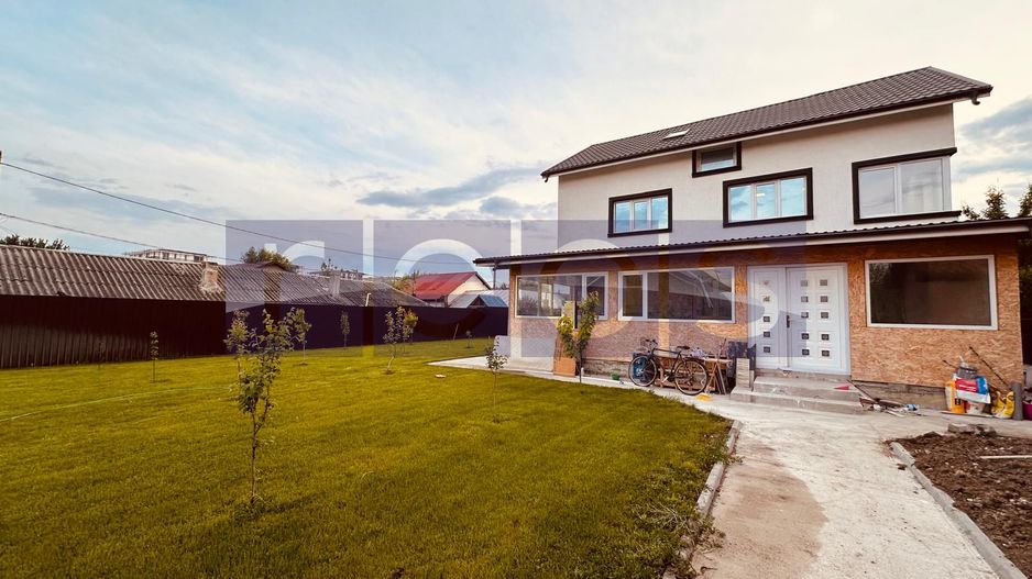 CASA DE VANZARE | 6 CAMERE | 1050 MP - Poză 1