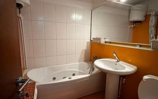 Apartament 2 camere semidecomandat Calea Calarasilor,Muncii, la metrou - Poză 4