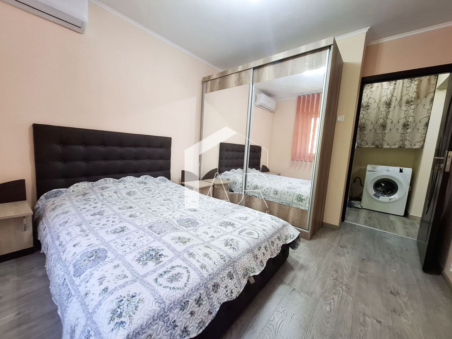 Apartament cu 2 camere, decomandat, zona Republicii - Poză 8