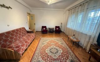 Apartament 3 camere, Bd. Carol I, vizavi de Hotel Montana, centrul Sinaiei - Poză 3