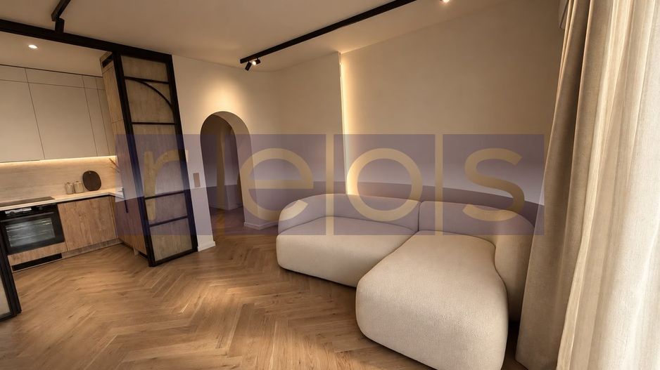 Apartament cu 4 camere Bd. Unirii | loc parcare inclus | vedere C. Poporului - Poză 2