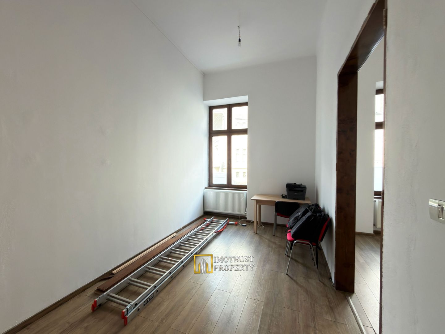 Spațiu Ultracentral de Închiriat – 110 mp – Arad - Poză 4