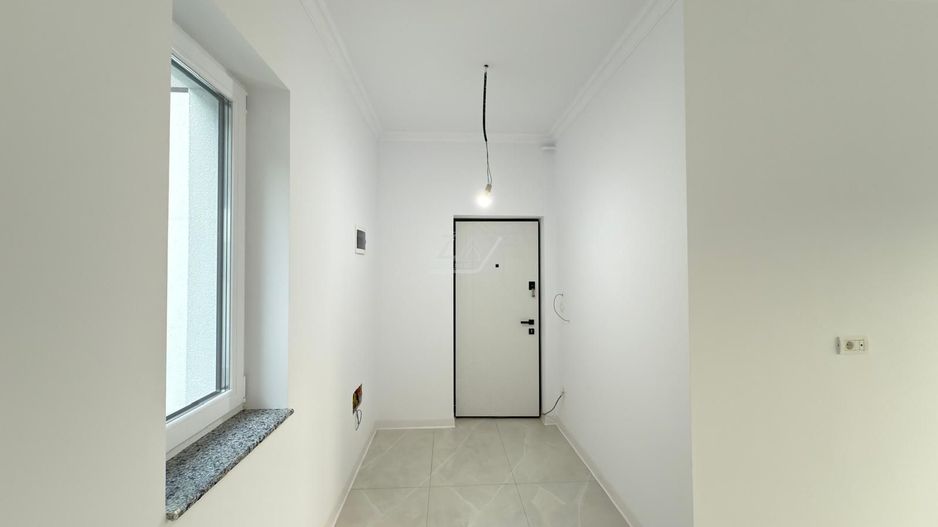 Asfalt. Loc de parcare. - Poză 13