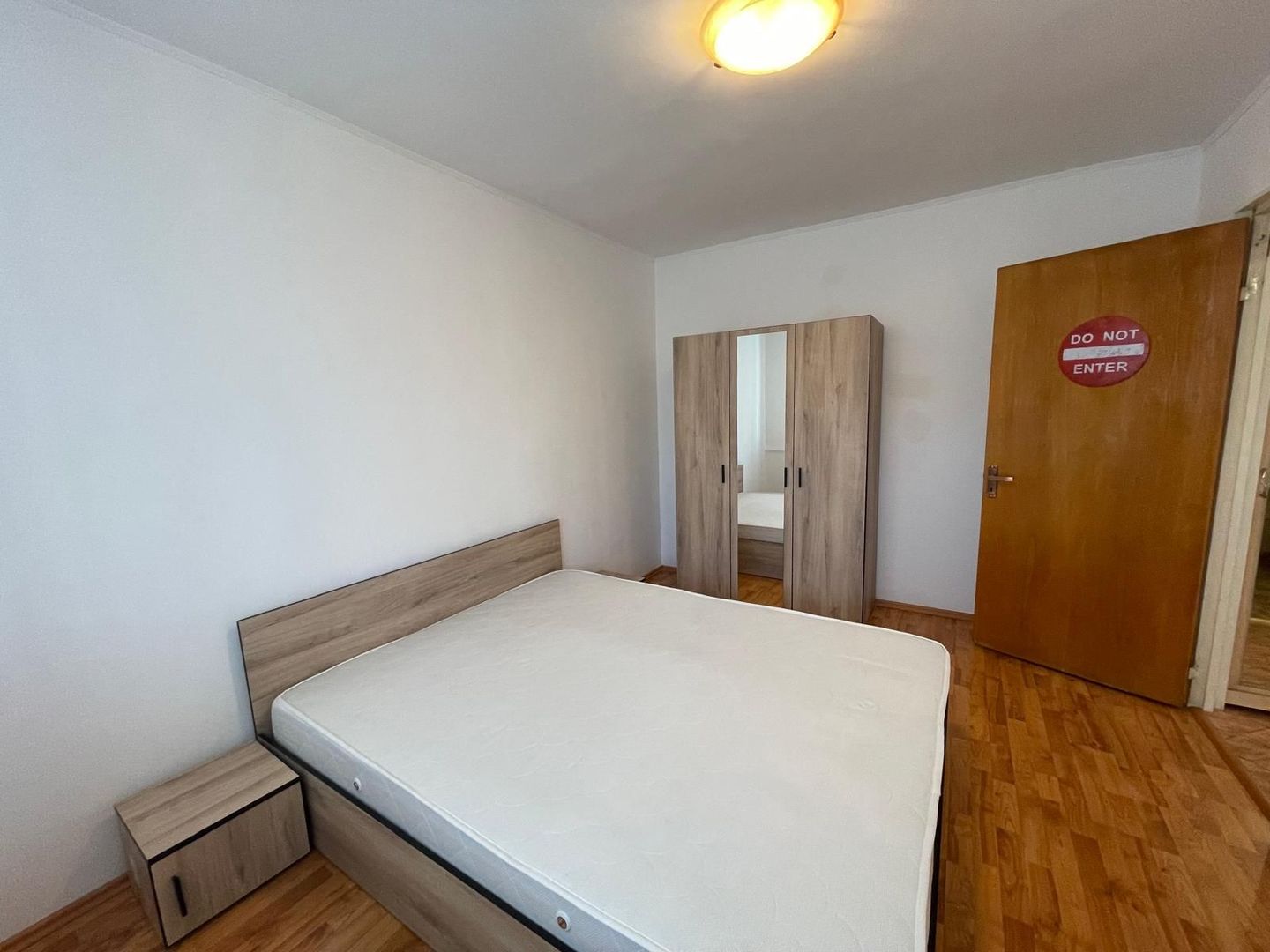 AP. 2 CAMERE-  PIATA SUDULUI, BLOC REABILITAT, METROU 10 MINUTE - Poză 3