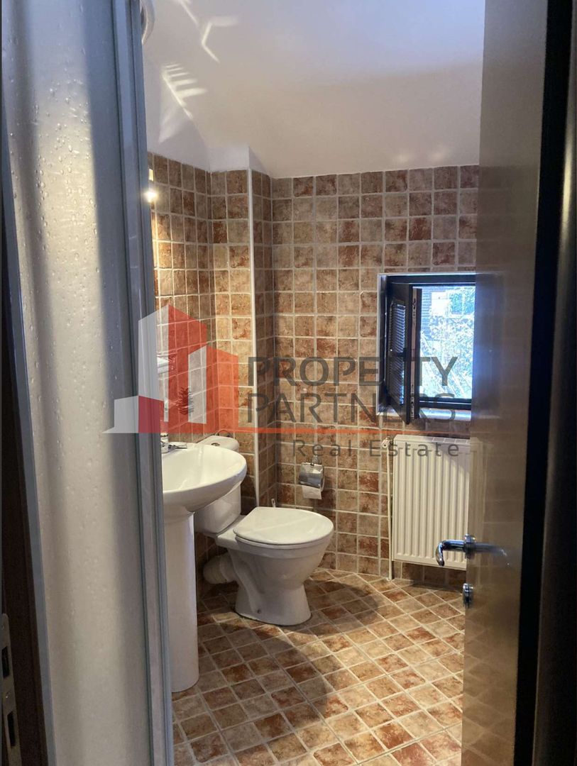 “Vila de Arhitect”  in Busteni - Poză 5