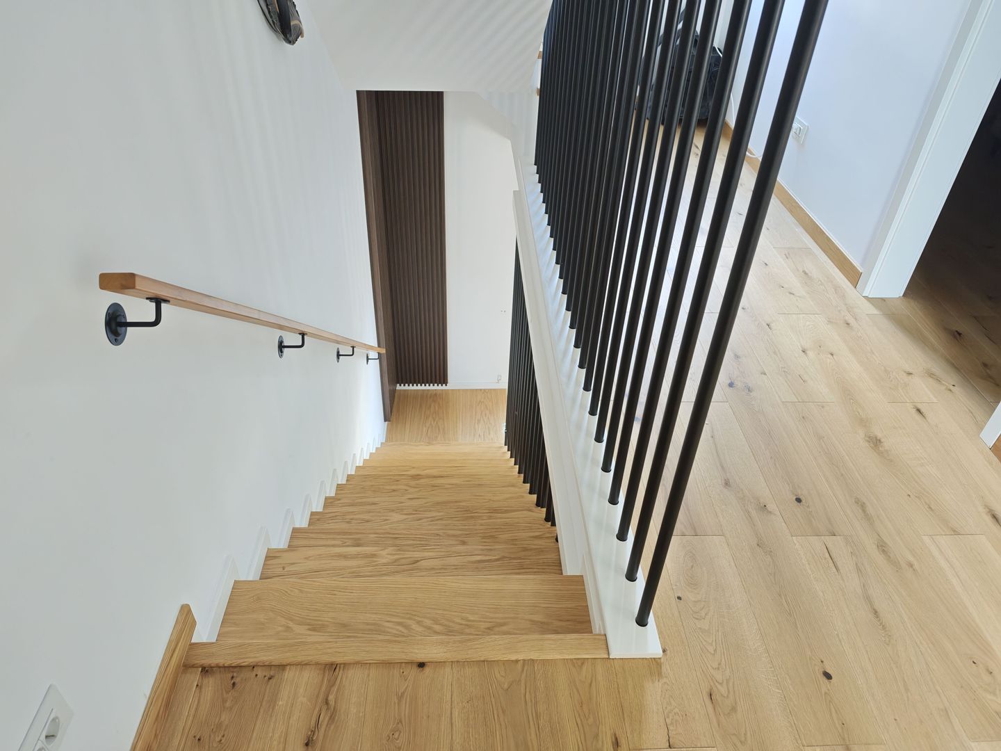 Casa Insiruita Sacalaz P+E+M 4 Camere,3 Bai,Clasa Energetica A+, Mobilata - Poză 7