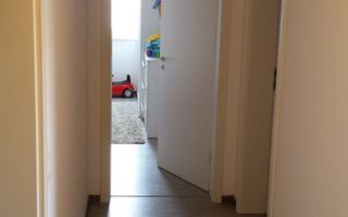 Apartament 3 camere, decomandat - Poză 7