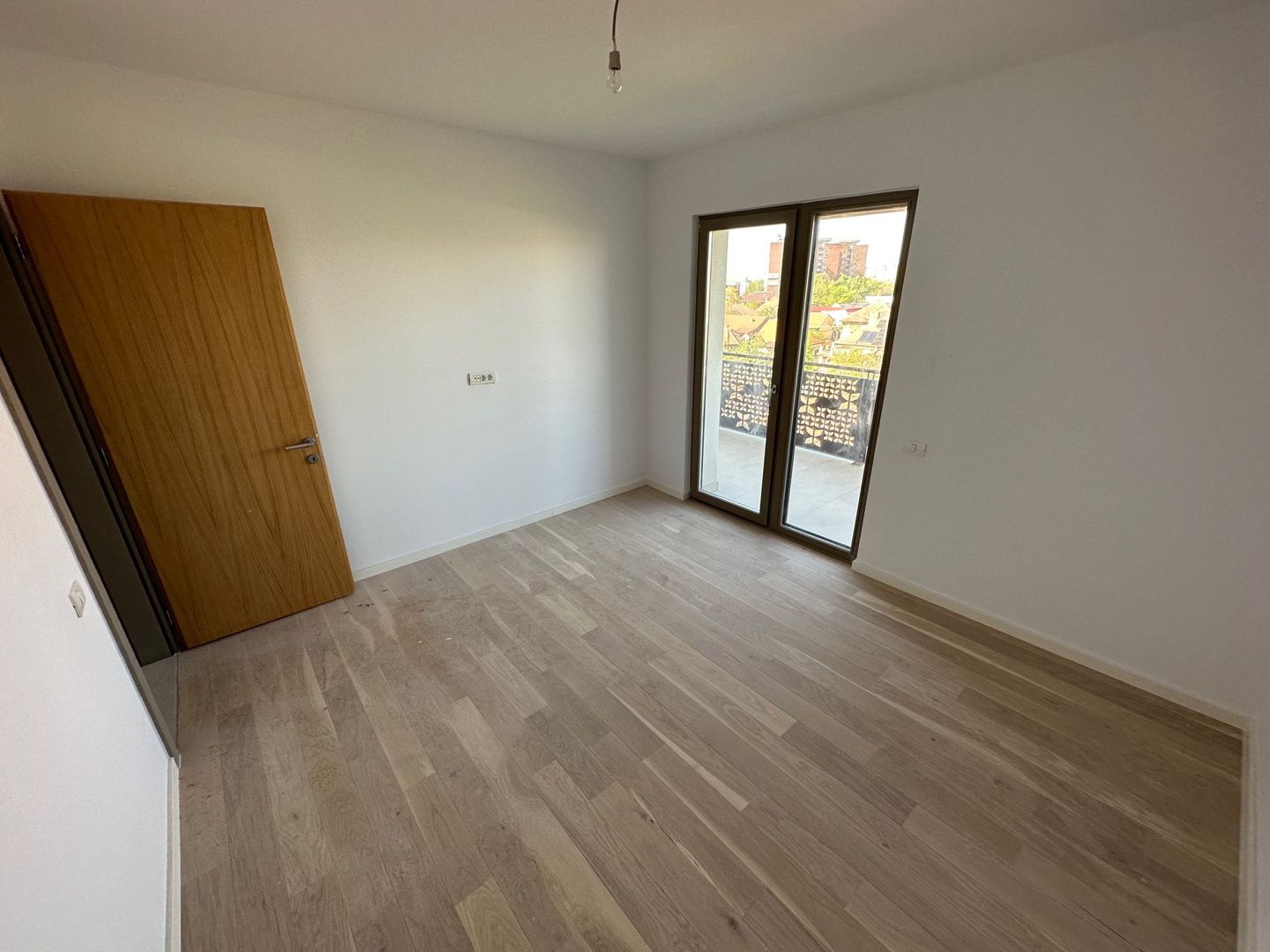 Apartament 3 camere - Poză 13