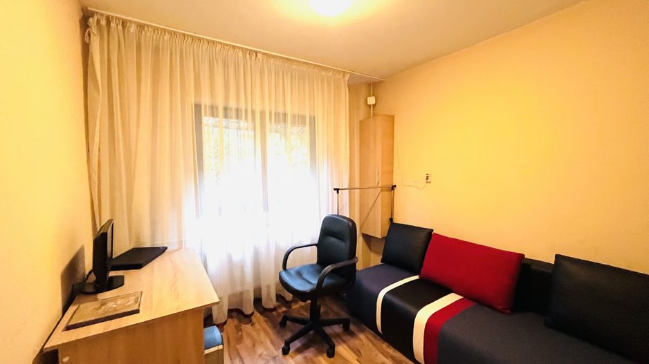 APARTAMENT 3 CAMERE RENOVAT BLOC 1978 - Poză 4